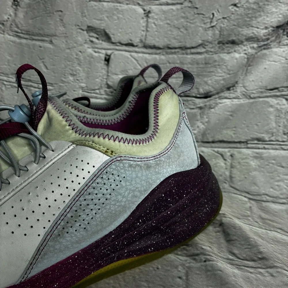 Clove Shoes Plum Amethyst Classic Healthcare Nursing Sneaker Sz US 9 Limited HTF